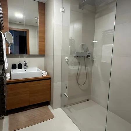 House Keys Skypark *